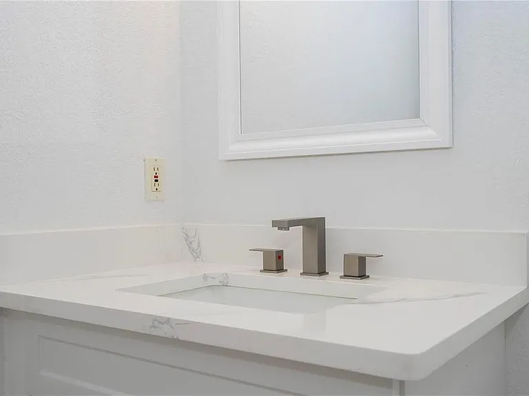 1375 Lake Shadow Cir #11103 — Photo 14