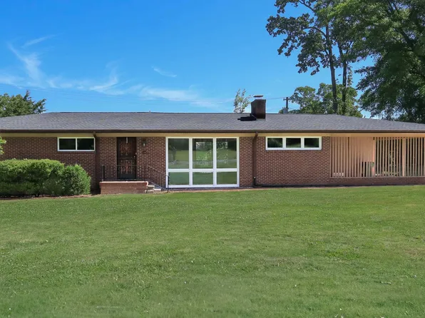 114 Wheeler Ave, Sheffield, AL 35660