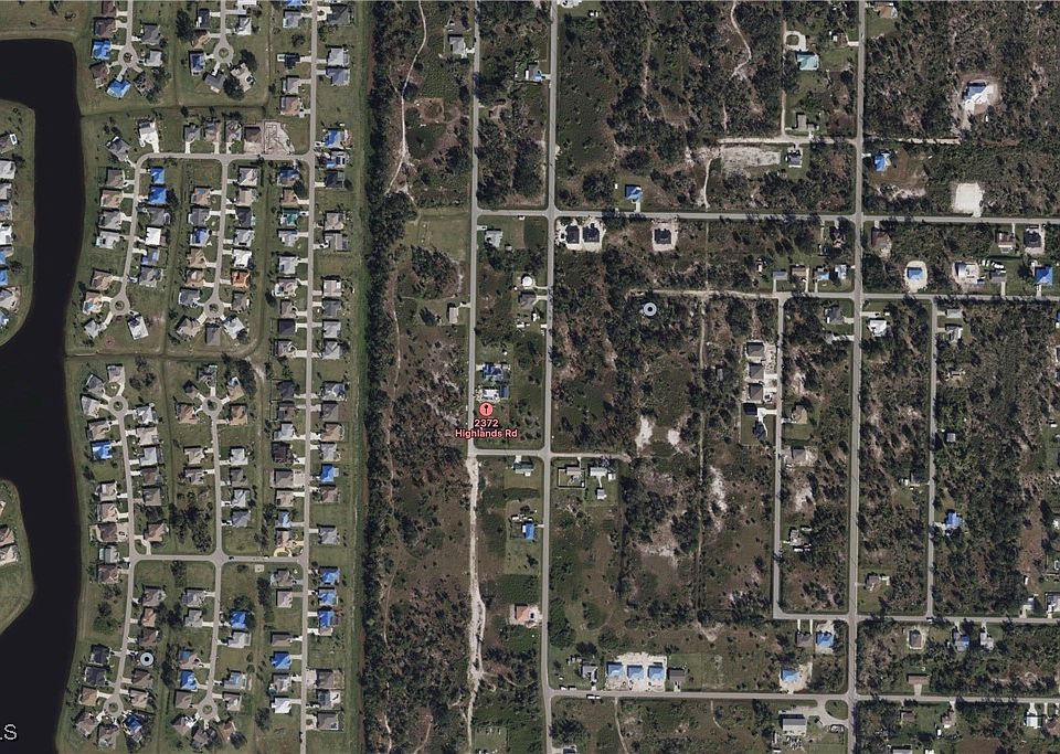 2nd image of 2372 Highlands Rd