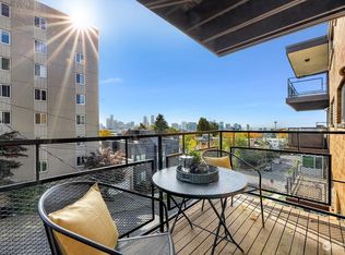 603 13th Ave E APT 4001, Seattle, WA 98102