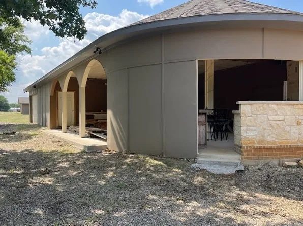 2225 Bill B Rd, Azle, TX 76020