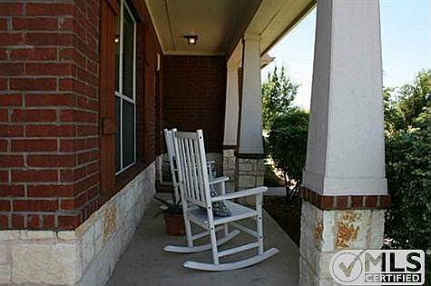 3rd image of 210 Forestbrook Dr