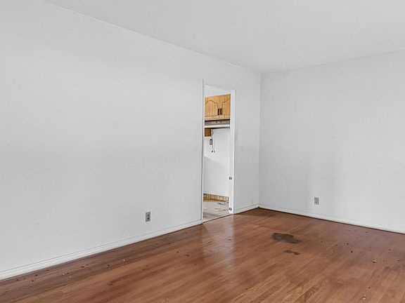 5th image of 7141 Cliffside DRIVE