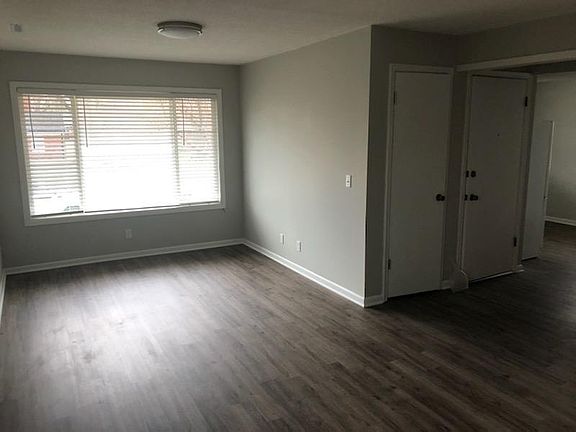 2nd image of 5258 Lowell Ave