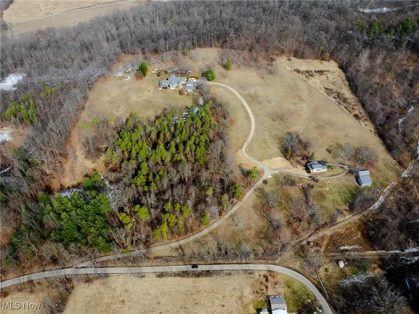 7439 Twp Rd 129, Millersburg, OH 44654