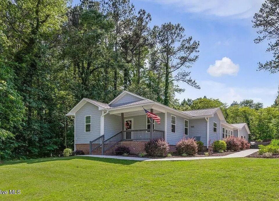1st image of 707 Lakewood Drive