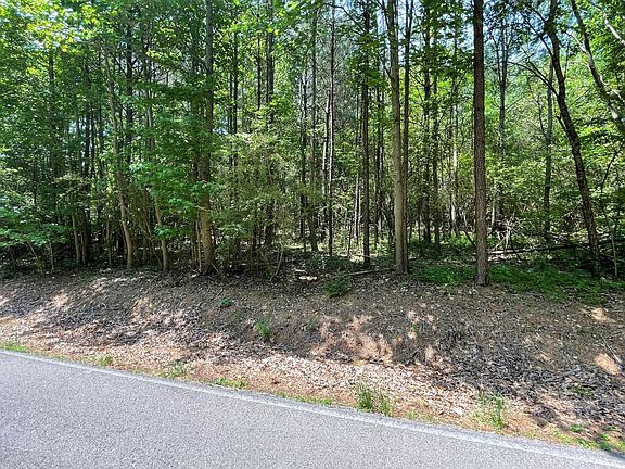 3rd image of 3 York Dr Lot 3
