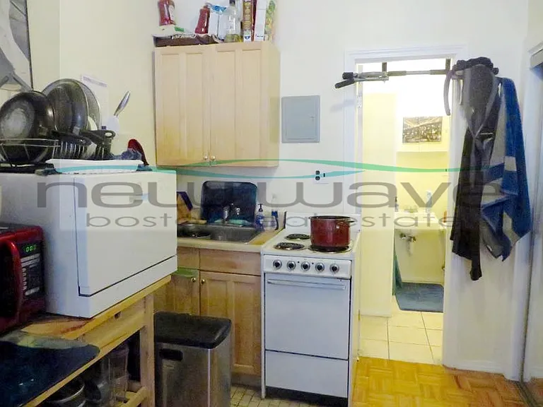40 Anderson St #12 — Photo 7