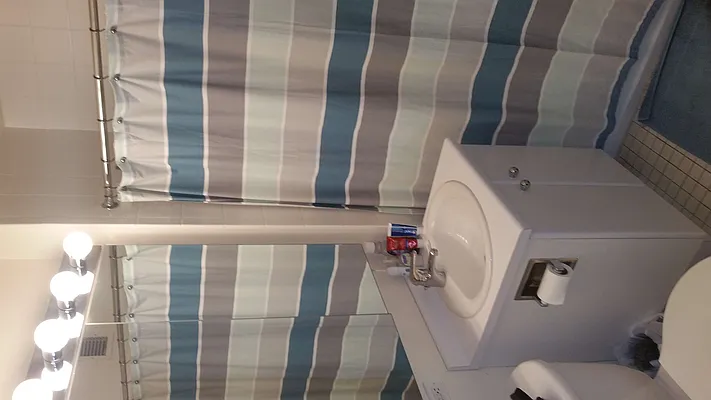 Rented by Voro New York | media 106