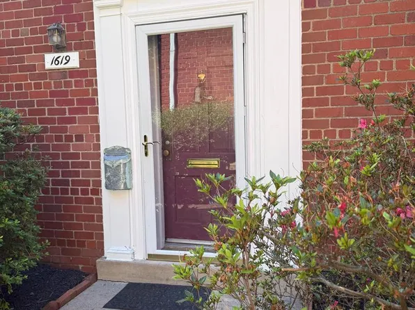 1619 Mount Eagle Pl, Alexandria, VA 22302