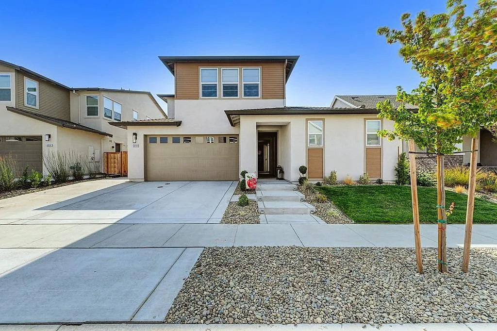 6048 Danwood Dr photo 1