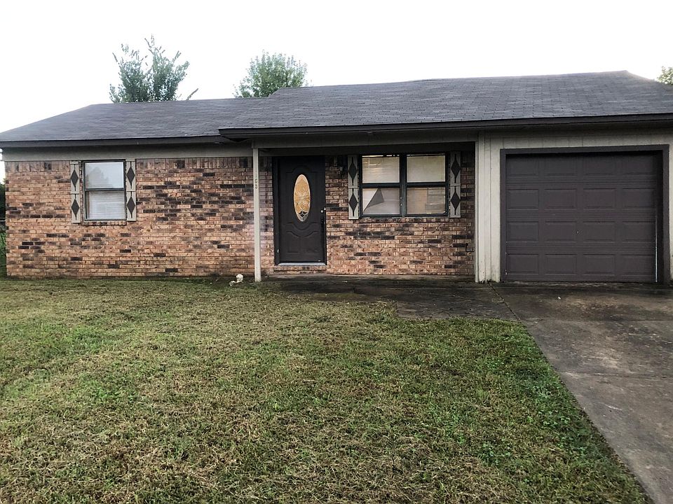 1st image of 1153 Flat Rock Cir