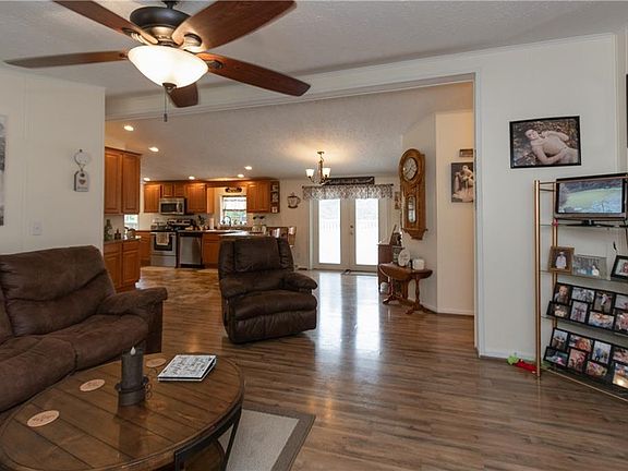 4th image of 3100 E Private Road 435 S