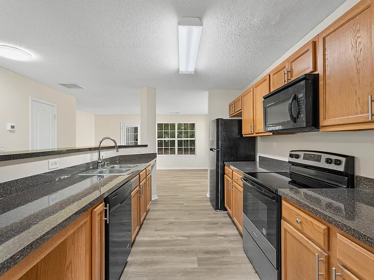 745 Outlook Way — Photo 8