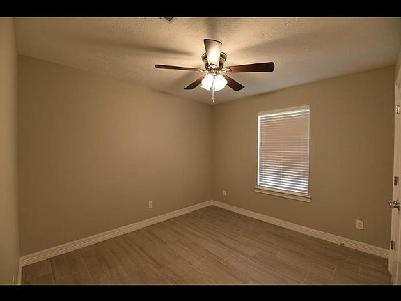2nd image of 6150 Hansen Blvd #A
