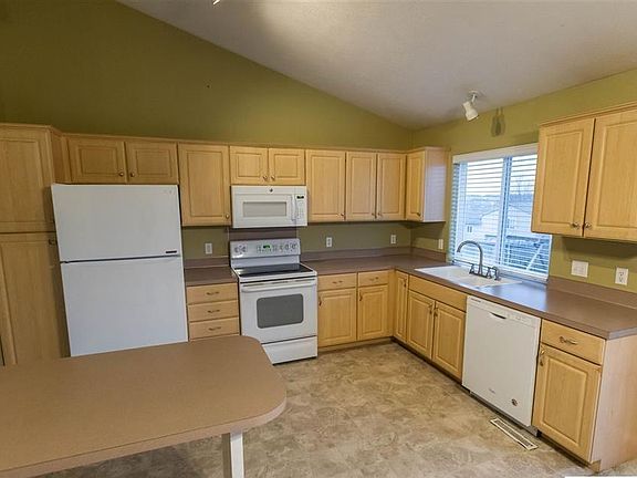 3rd image of 4105 N 172nd Ave