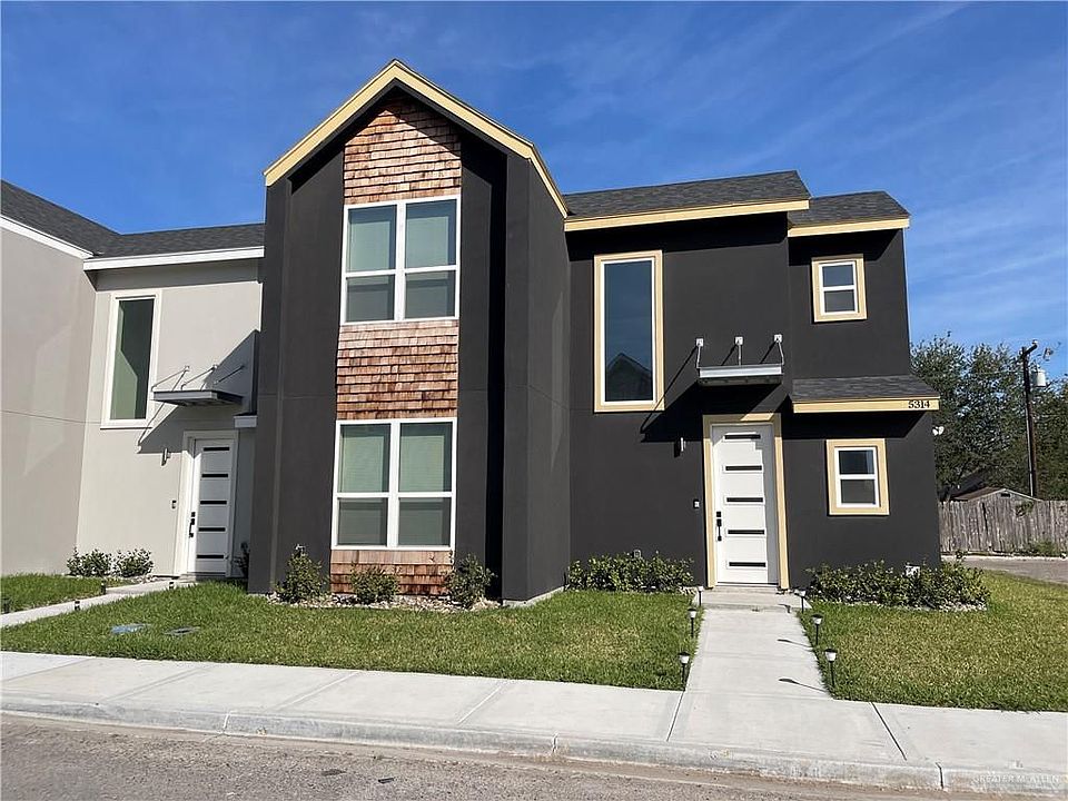 1st image of 5314 N Crown Poin