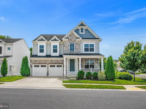 7976 Meridian Dr, Pasadena, MD 21122