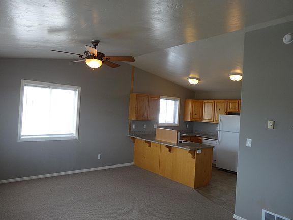 2nd image of 2490 Pumice Dr #4