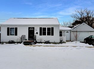 34 Hemlock St, Wyandanch, NY 11798