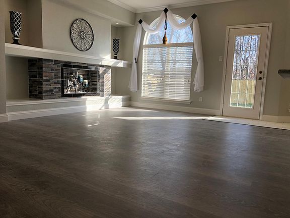 2nd image of 3429 Mayflower Ct