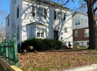 905 Oakwood Dr, Jefferson City, MO 65101