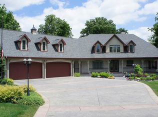 1095 Cape Coral Dr, Cicero, IN 46034