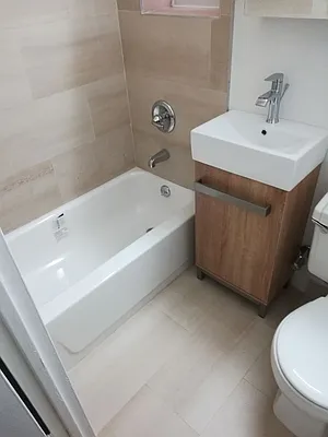 Rented by Sky Management | media 19