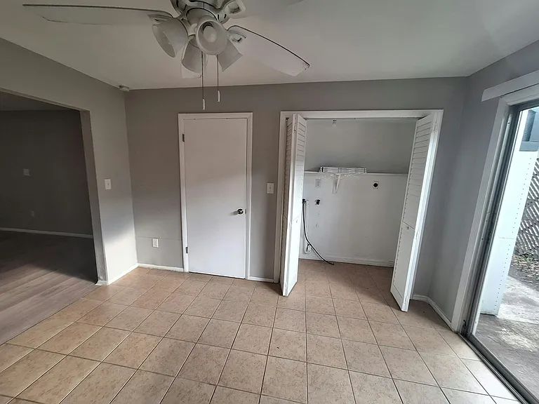 919 E Orange St #B — Photo 14