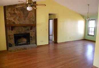 2nd image of 3611 Quail Hollow Trl #T