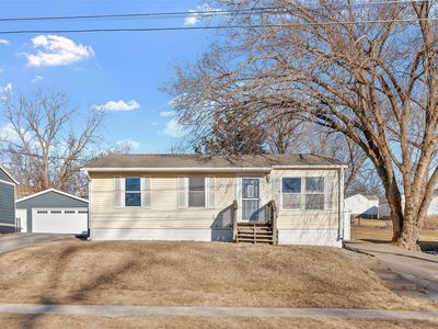 3927 16th St, Des Moines, IA, 50313