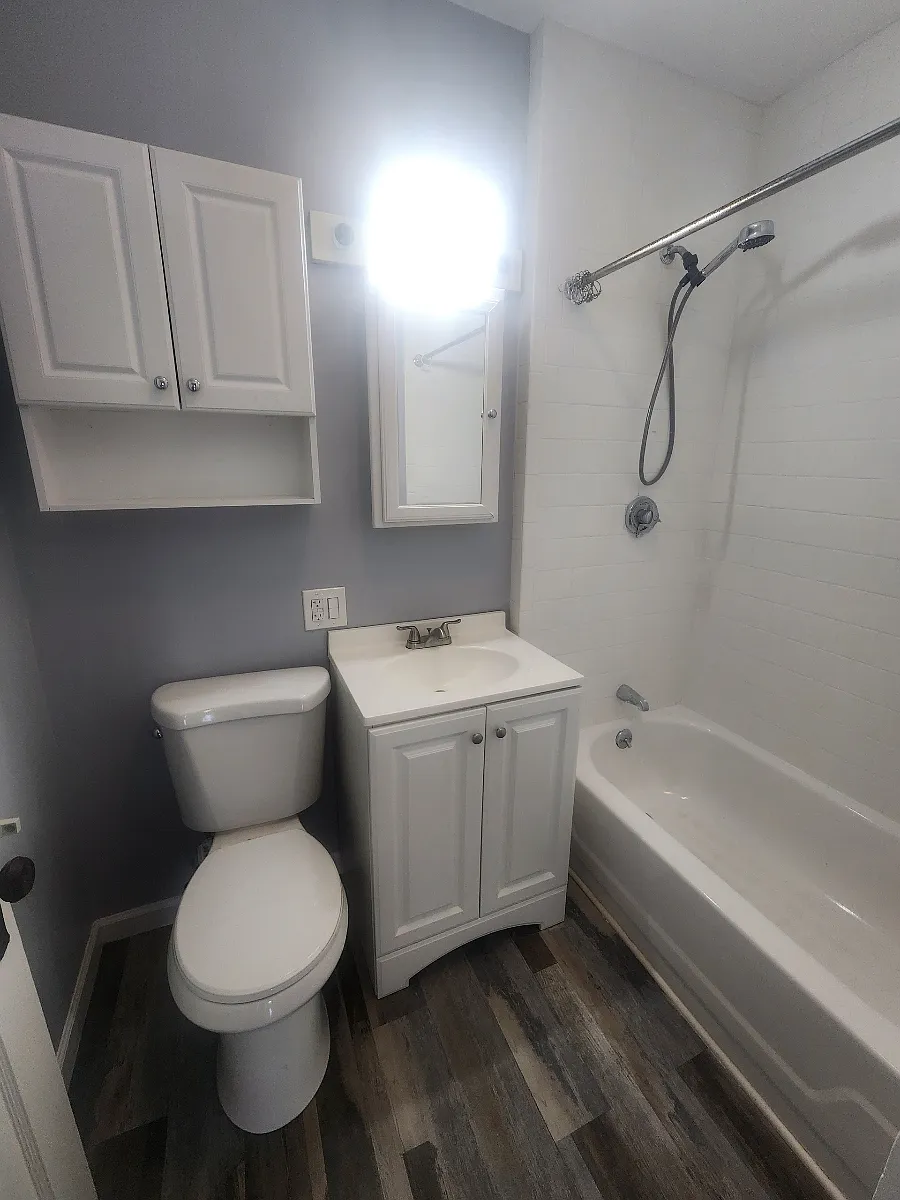 Building Photo - 505 Grove St #3F