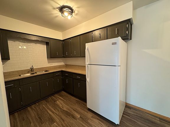 4th image of 6605 Oak Forest Ave APT 6