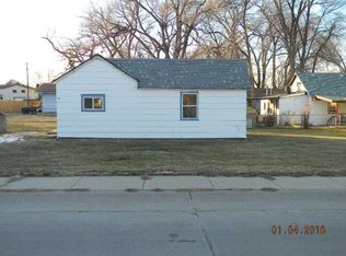 1016 N Bryan Ave, North Platte, NE 69101