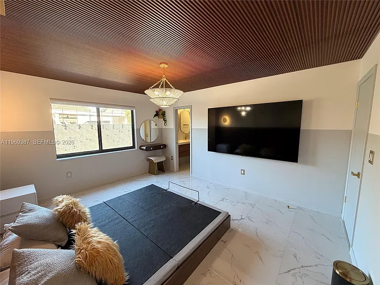 14617 SW 167th Ter — Photo 19