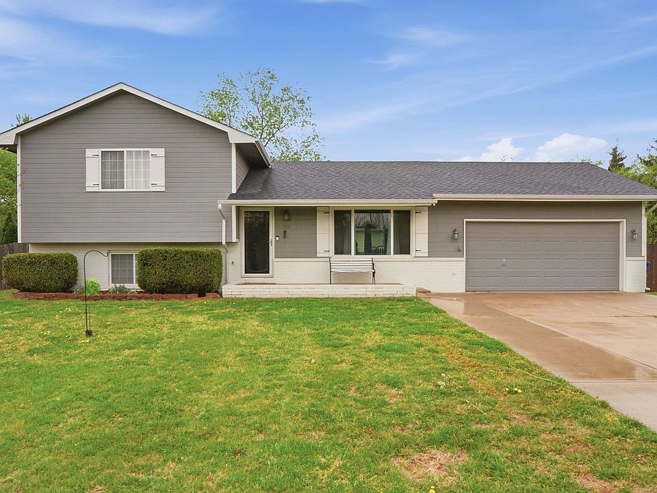 1st image of 703 Dublin Dr