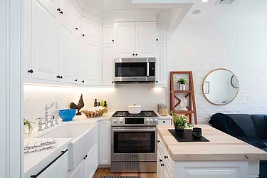 Sold by The InHouse Group