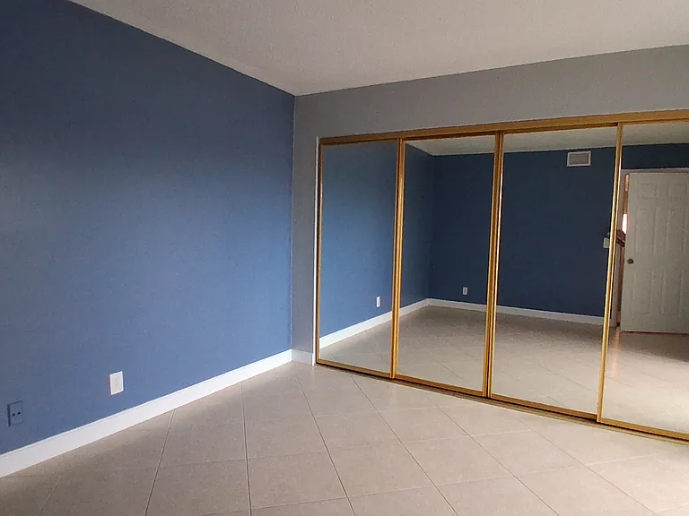 303 Waterview Dr — Photo 22