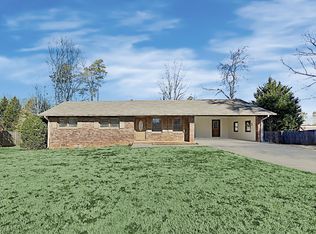 1960 Cactus Ln, Cumming, GA 30040