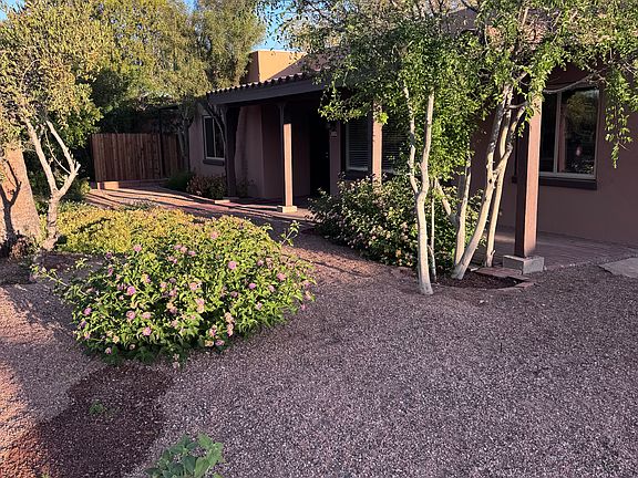 2nd image of 4149 E Oxford Dr