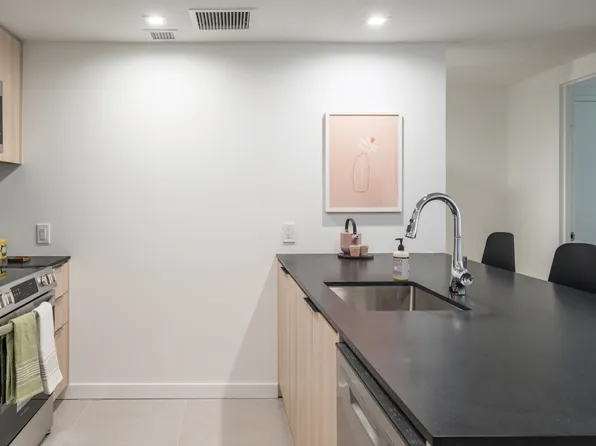 975 Nostrand Avenue image 1 of 15