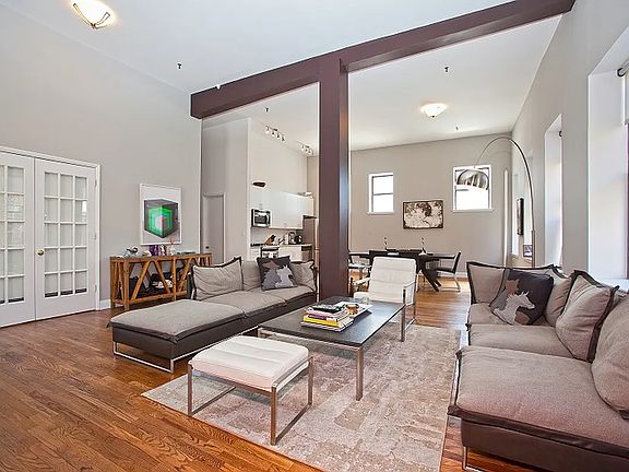 4th image of 254 Elizabeth St