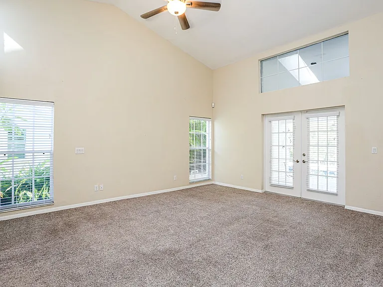 1040 Moon Lake Dr — Photo 18