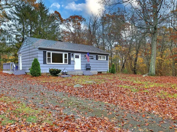 52 Briar Patch Road, Stonington, CT 06378