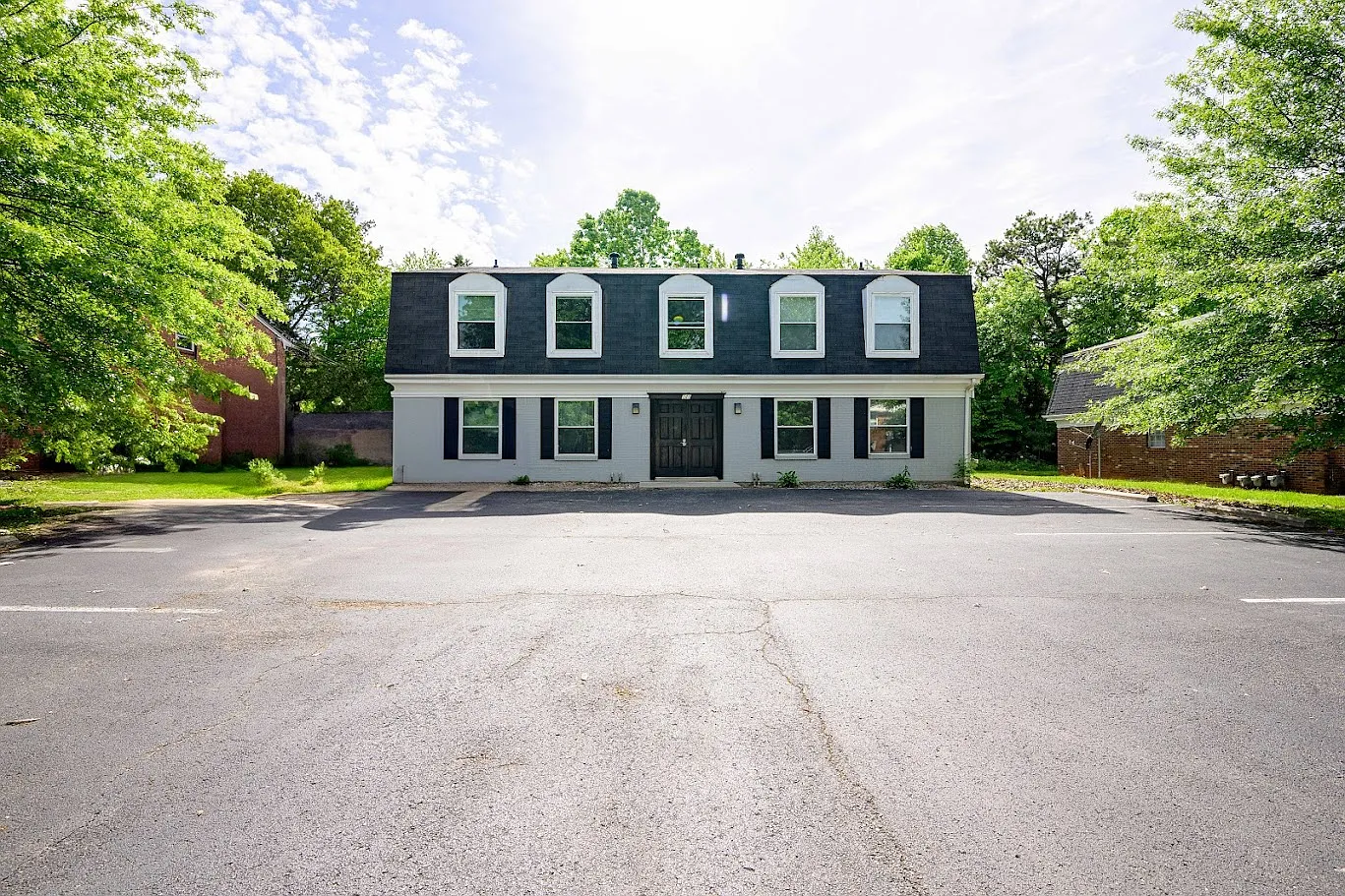 2 bed, 850 sqft, $895 — Photo 1