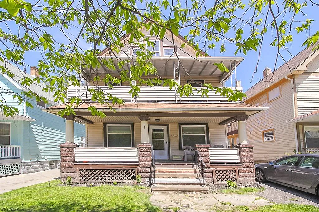 4204 Daisy Ave #2 photo 1