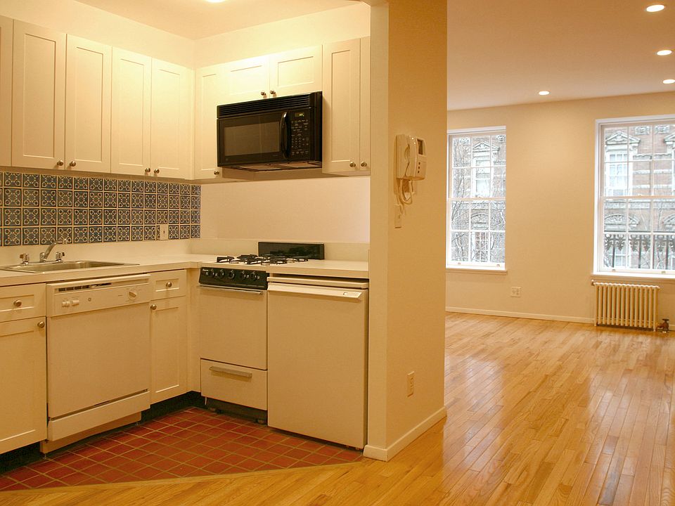 2nd image of 313 E 81st St APT 3FW