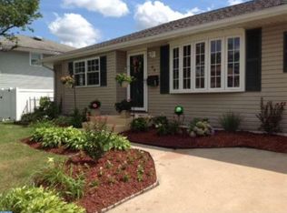 96 Gary Dr, Hamilton, NJ 08690