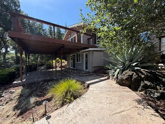 17295 Holiday Dr — Photo 18