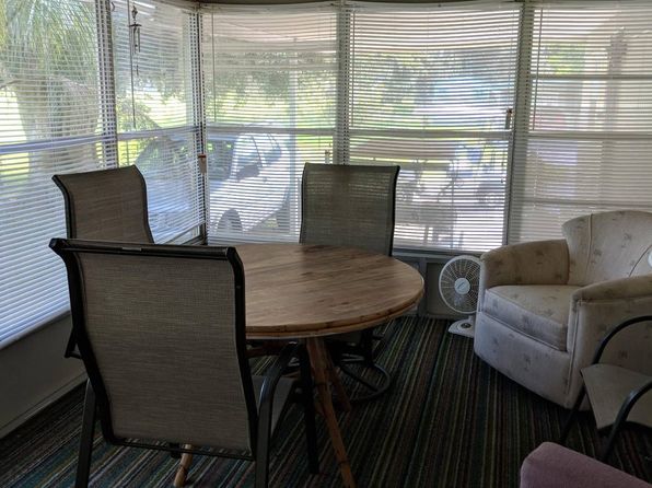 801 Michigan St, Wildwood, FL 34785